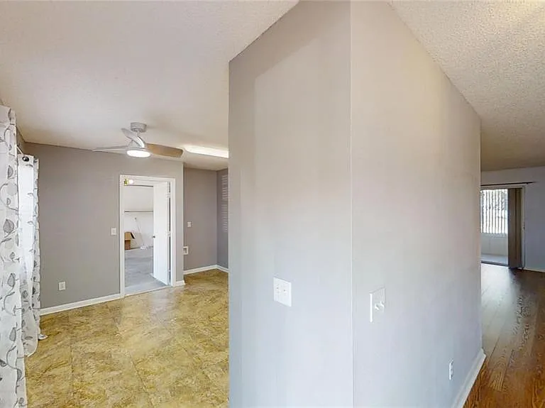 9771 SW 97th Ln — Photo 4