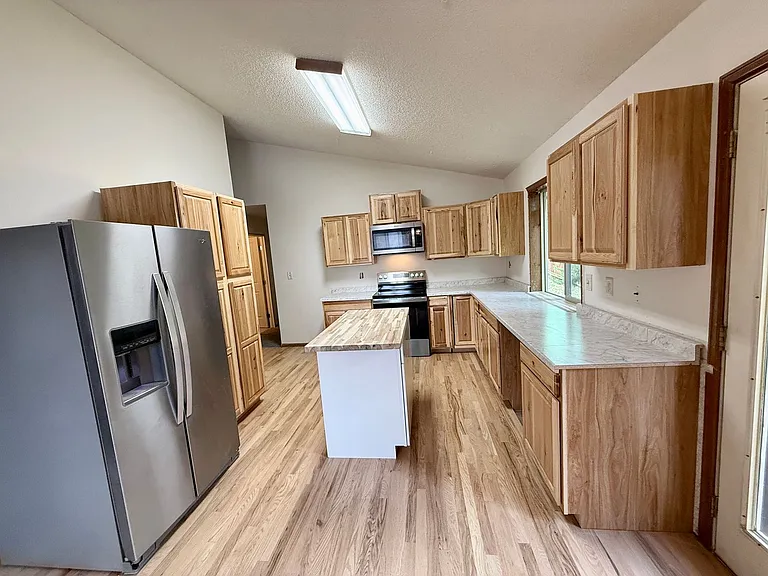 6840 Delmonico Dr — Photo 3