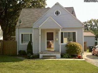 2060 Cramer Ave, Akron, OH 44312