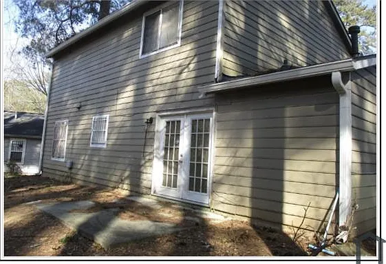 3 bed, 1400 sqft, $2,200 — Photo 2