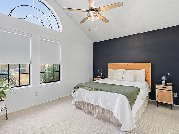 3rd image of 3229 Timberview Ct