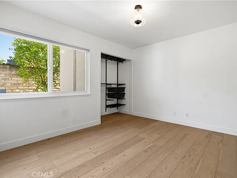 5347 Cangas Dr — Photo 23