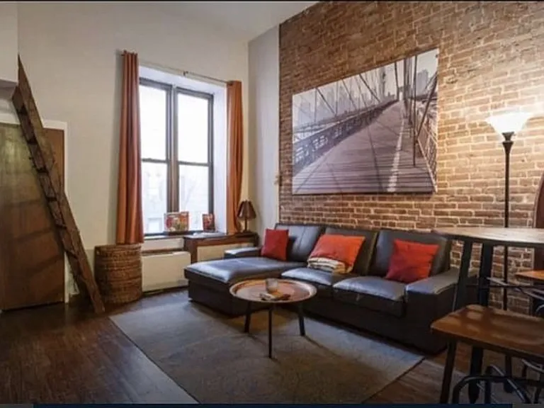 27 W 76th St #3R — Photo 1