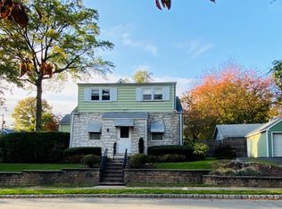 35 Milton St, Millburn, NJ 07041