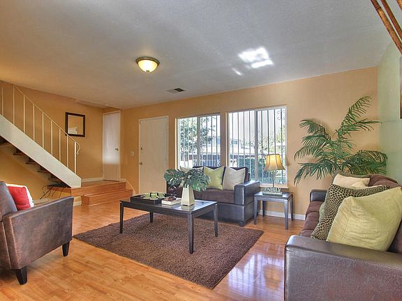 3rd image of 3411 Prince Albert Ct