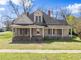 2001 Broad St, Statham, GA 30666