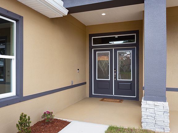 2nd image of 981 Grandeur St SE