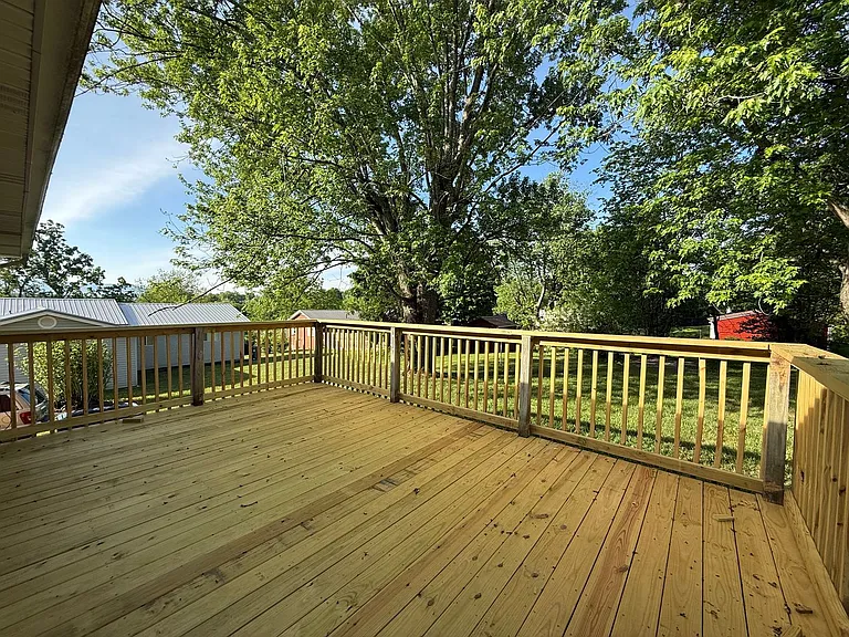 518 Scenic Dr — Photo 21