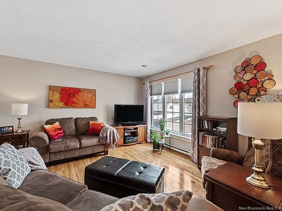 5th image of 112 Mount Pleasant Rd