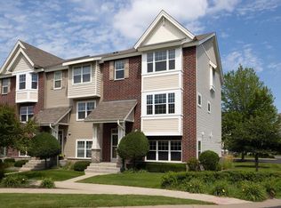 11901 Emery Village Dr N, Champlin, MN 55316