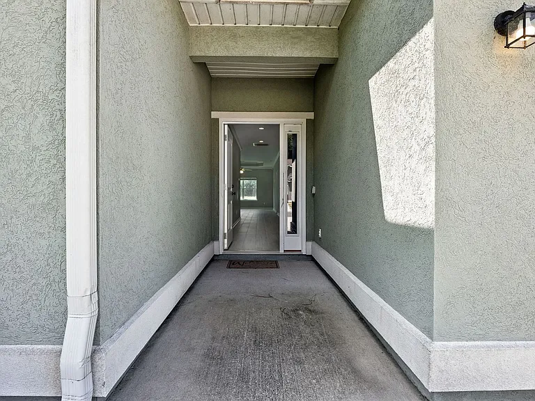 326 Gary Cir — Photo 7