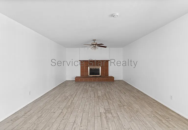 923 E Wesleyan Dr — Photo 12