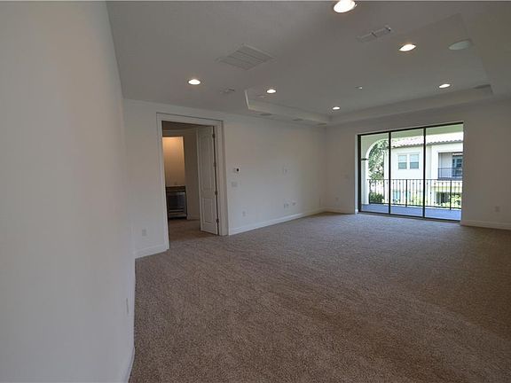 4th image of 712 Canopy Estates Dr