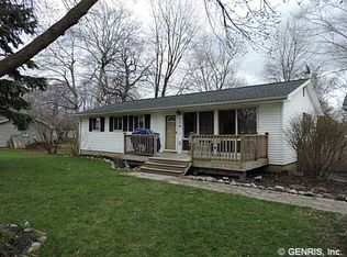 176 Farnsworth Rd N, Rochester, NY 14623