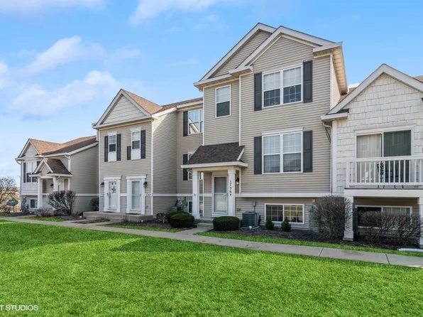 1736 Fieldstone Dr N, Shorewood, IL 60404