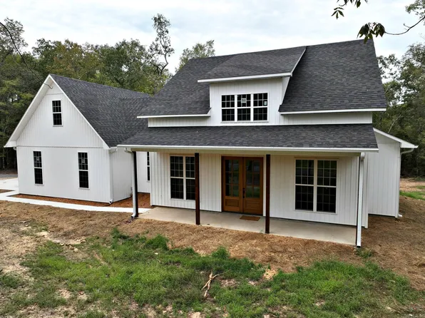 108 Waters Ln, Mena, AR 71953