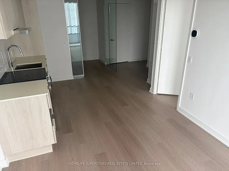 448 Burnhamthorpe Rd W #2012 — Photo 5