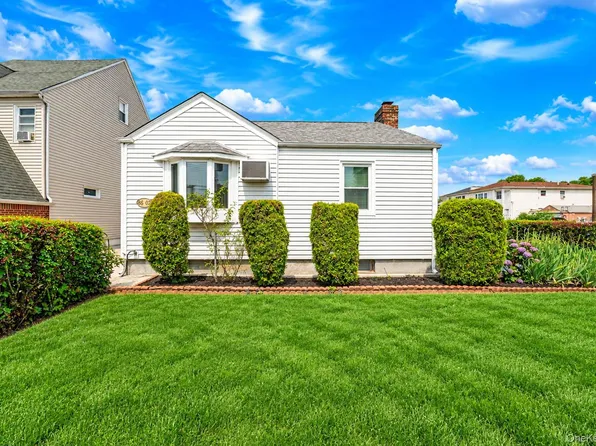 8602 241st Street, Bellerose, NY 11426