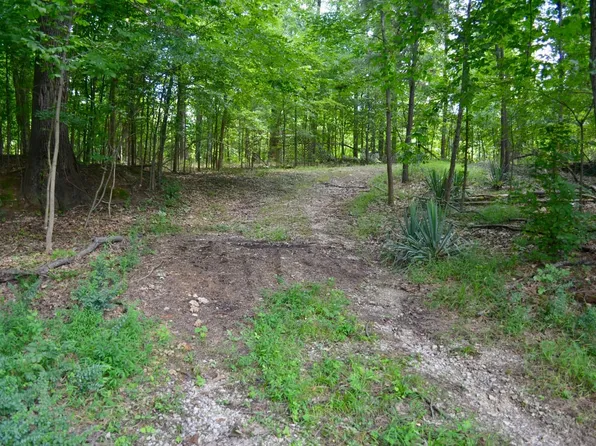 Lakehurst Dr, Memphis, TN 38128