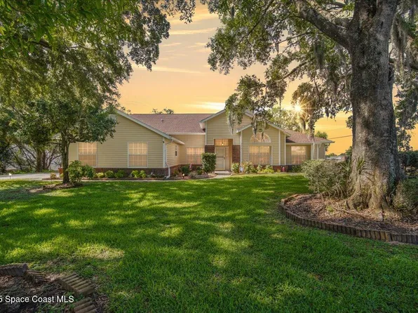 3973 Hunters Ridge Way, Titusville, FL 32796