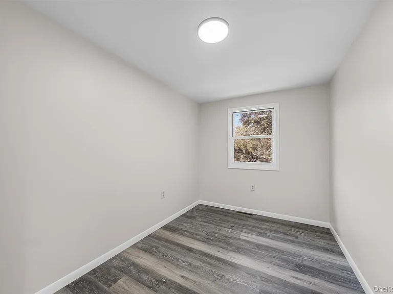 1-18 Willow Way #7 — Photo 11
