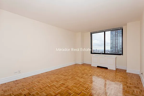 Rented by Mirador Real Estate | media 28