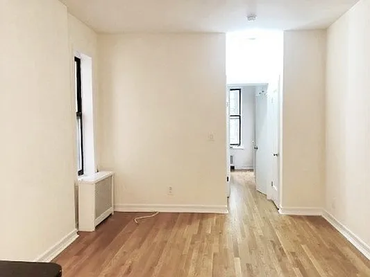 Rented by City Connections Realty | media 20