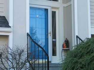 8527 NE 129th Pl, Kirkland, WA 98034