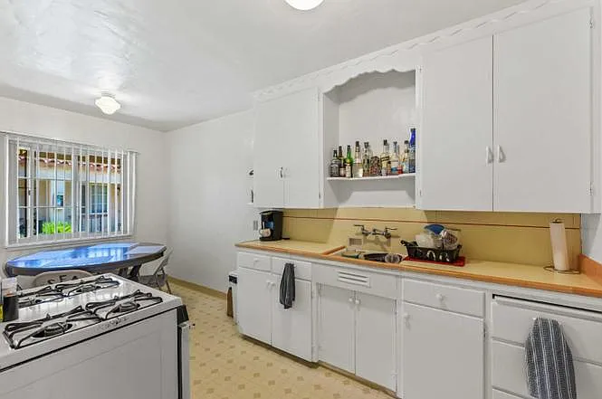 367 S 4th St #7 — Photo 7