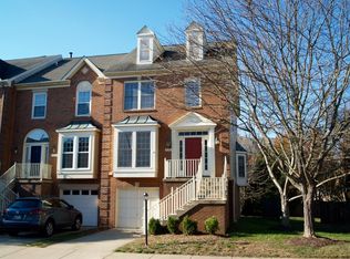 20387 Marguritte Sq, Sterling, VA 20165