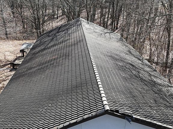 4th image of 235 Accacia Drive
