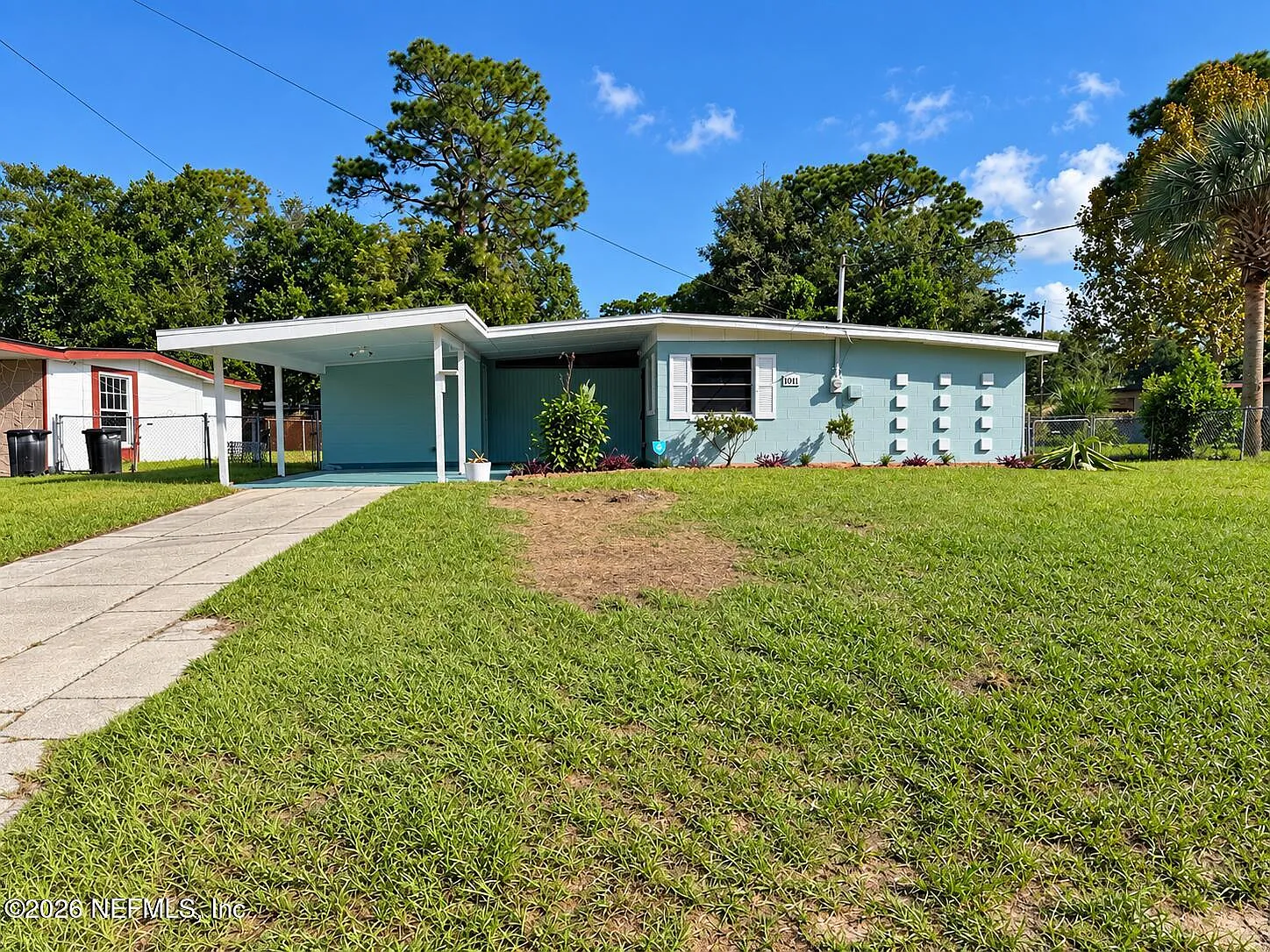 4 bed, 2.0 bath, 1260 sqft, $1,600 — Photo 1