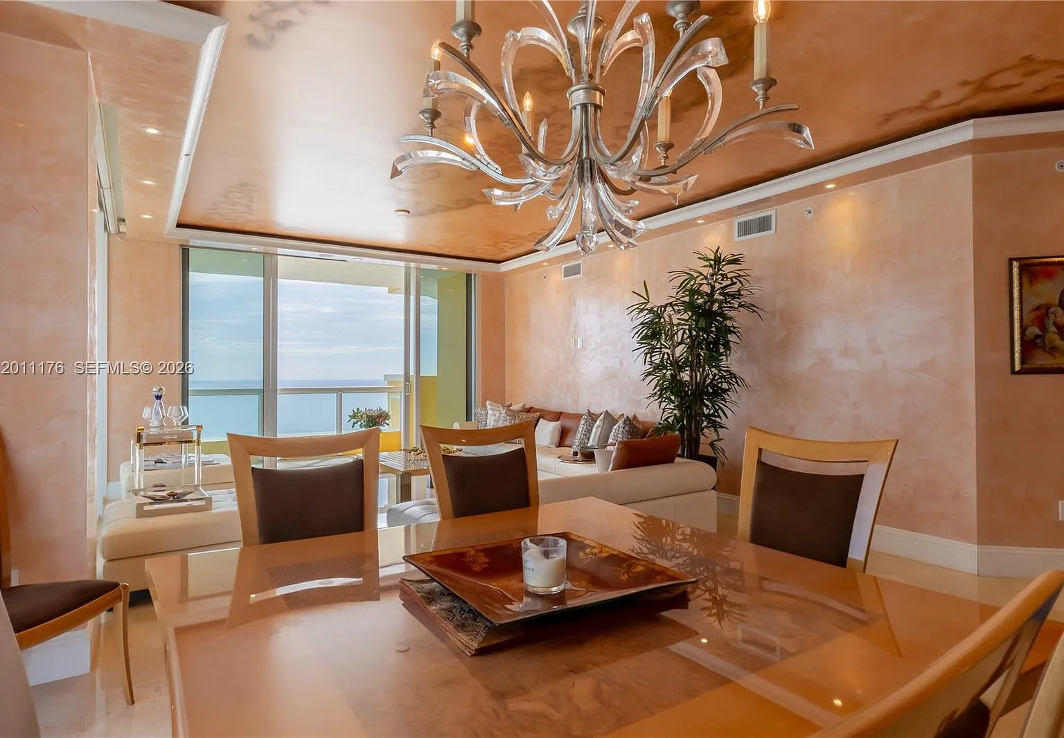 Acqualina Ocean Residence — Photo 4
