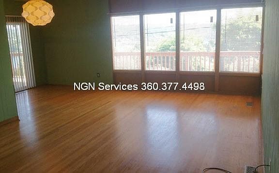 4th image of 2133 N Wycoff Ave