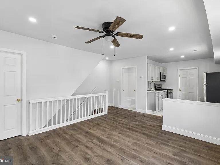 124 Lexington Ave #2 — Photo 1