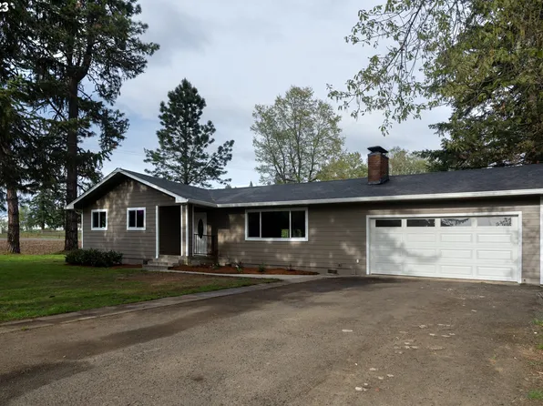 110 Lohr Ln, Roseburg, OR 97471