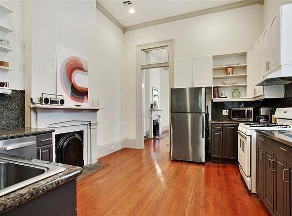 5th image of 1432 Felicity St