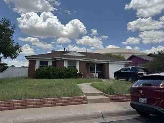 2nd image of 4611 Ric Dr