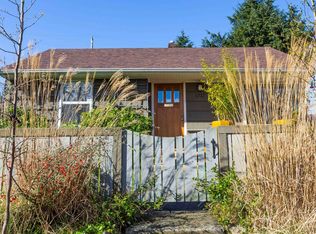 6737 34th Ave SW, Seattle, WA 98126