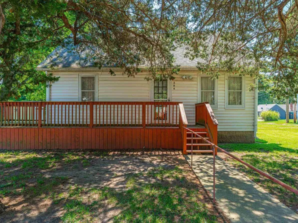 204 Jemima St, Clinton, IL 61727