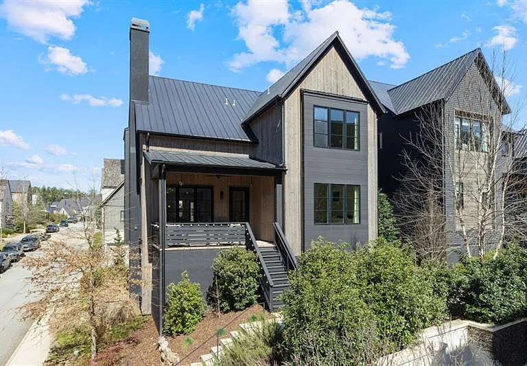 304A Mado Ln — Photo 2