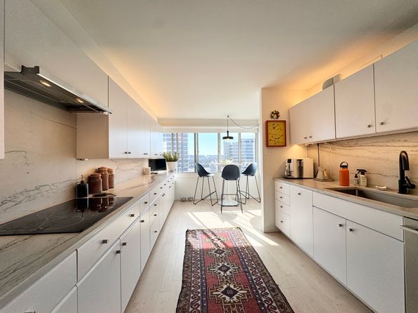 2510 Grand Blvd APT 1702