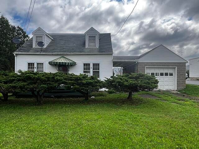 1st image of 807 S Saint Marys St