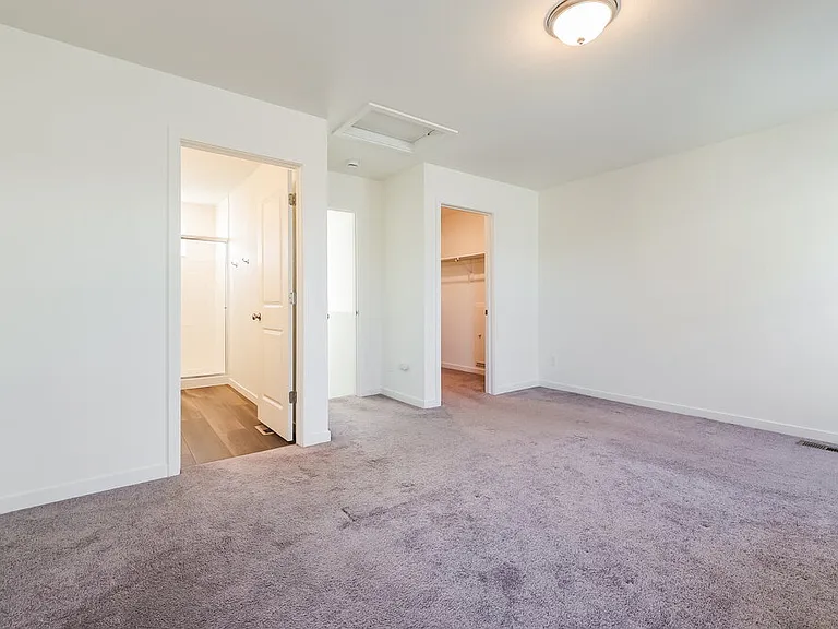 18607 E 47th Pl — Photo 13