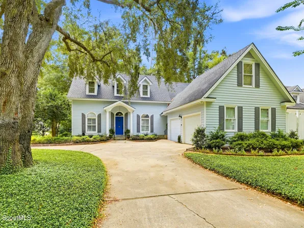 111 Rosemont St, Saint Simons Island, GA 31522