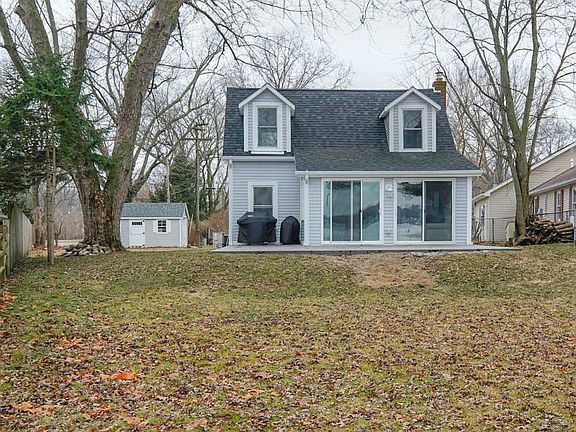 2nd image of 8943 Waruf Ave