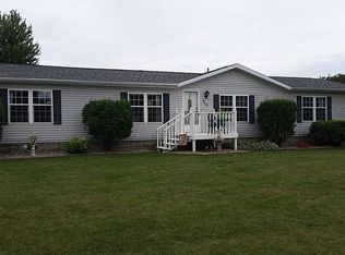 286 Pine Pl, Dexter, MN 55926