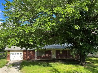 401 S Weatherford St, Chico, TX 76431