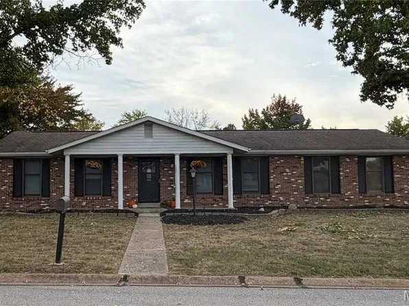 2 Country Farm Blvd, Saint Peters, MO 63376