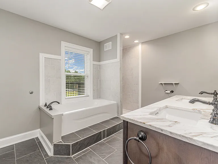 1164 Bradford Mountain Rd — Photo 13